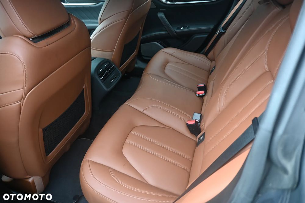 Maserati Ghibli S Q4 - 26