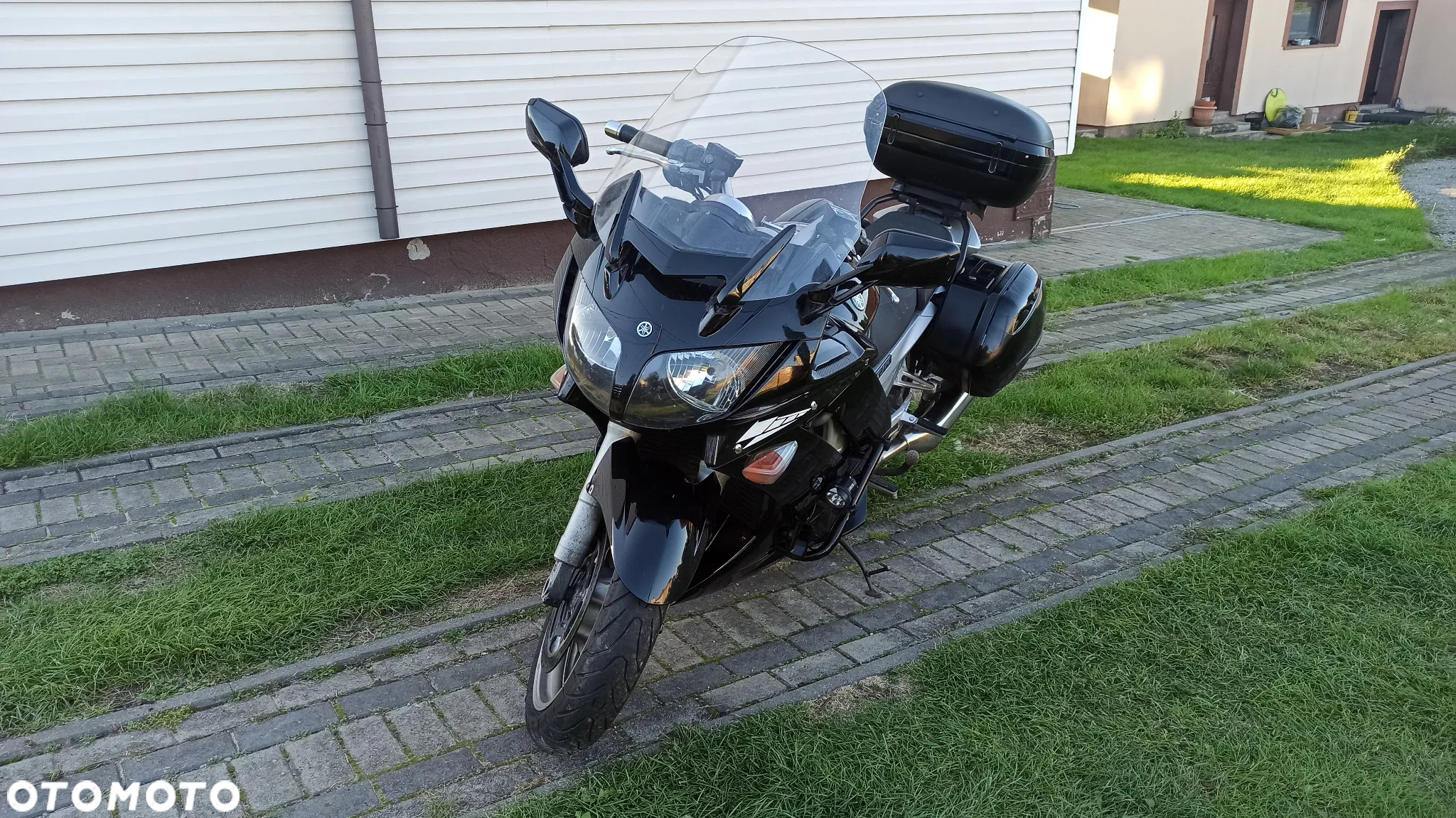 Yamaha FJR - 7
