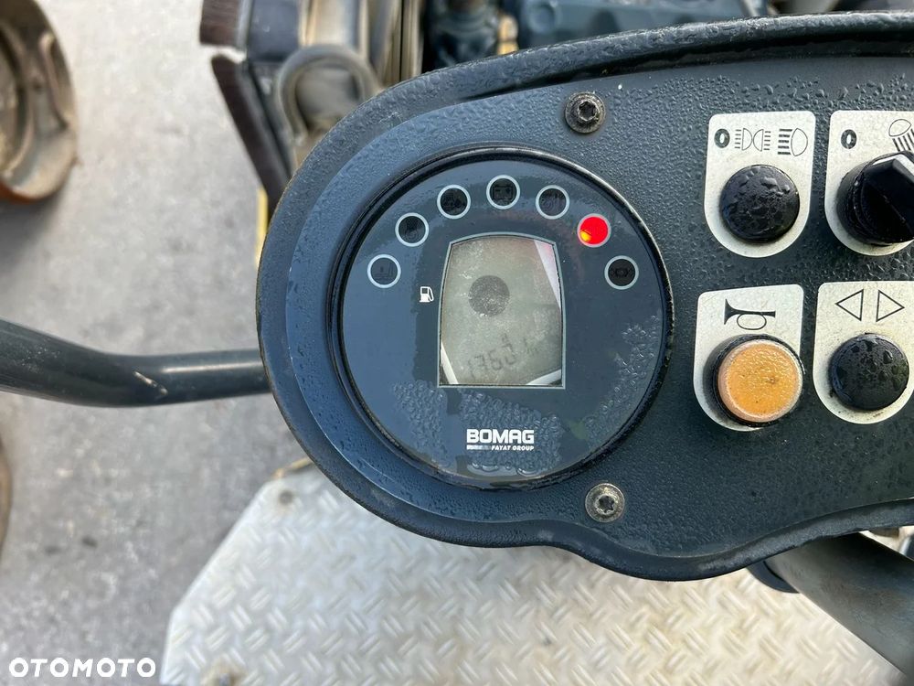Bomag BW-100 AD-4 - 7