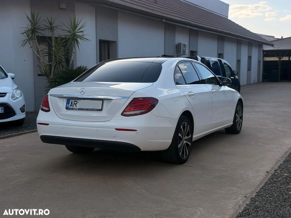 Mercedes-Benz E - 3
