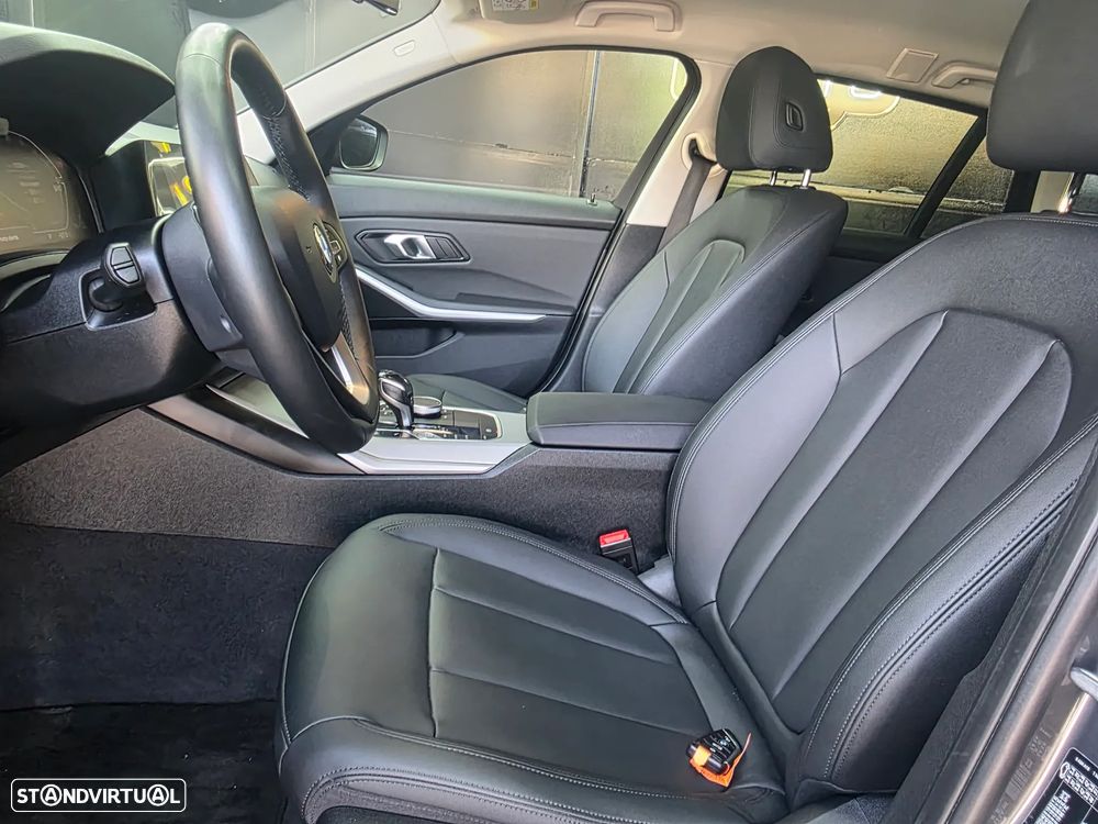 BMW 320 d ED Advantage Auto - 17