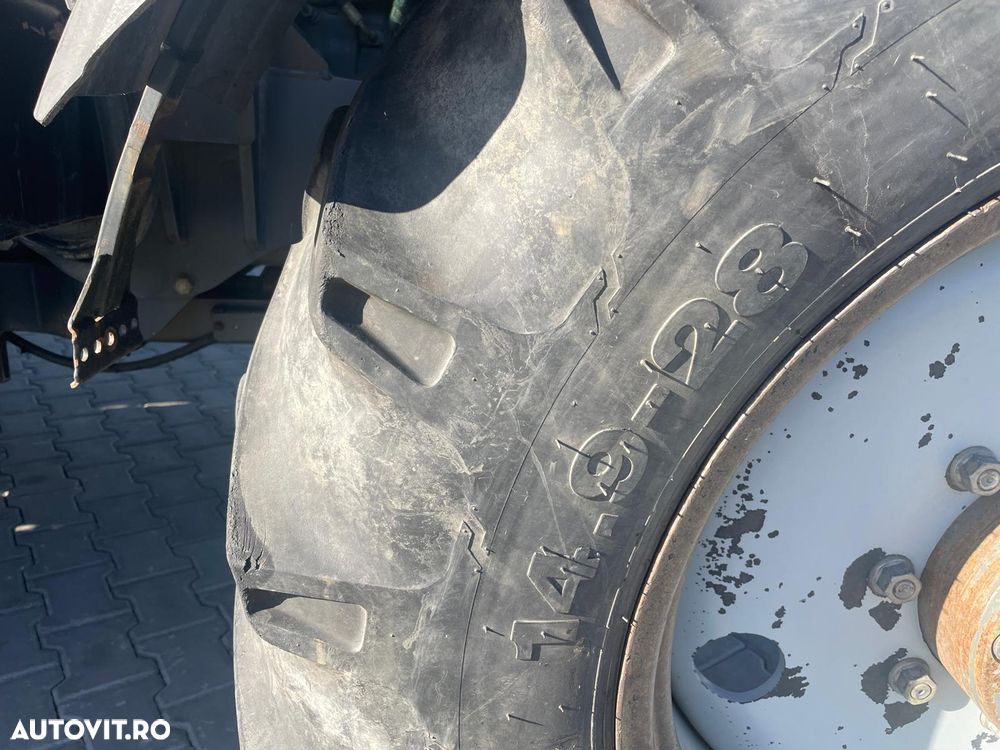 Massey Ferguson 5480 DYNA 4 - 15