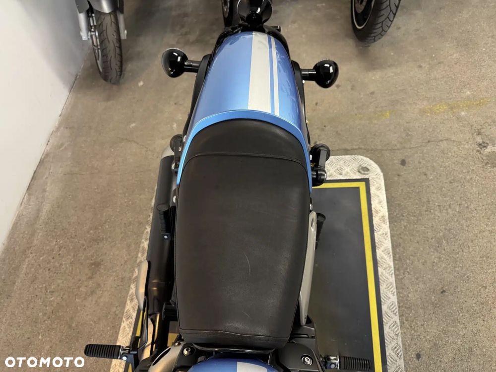 Yamaha XVS - 27