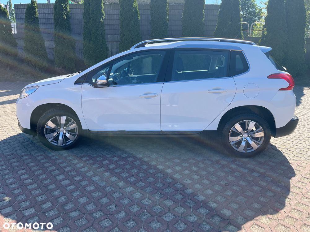 Peugeot 2008 1.6 e-HDi Allure S&S - 3