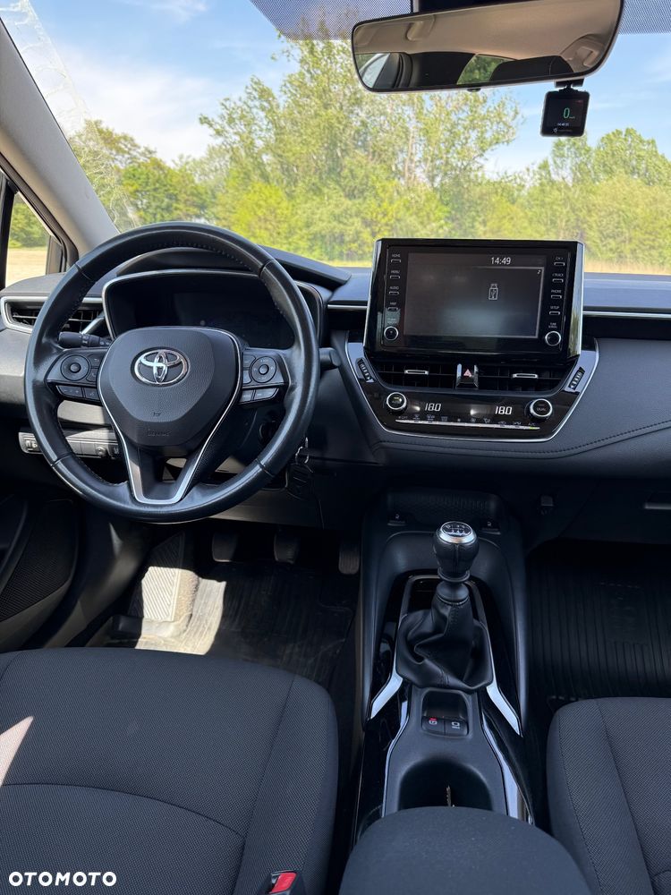Toyota Corolla 1.6 Comfort - 9