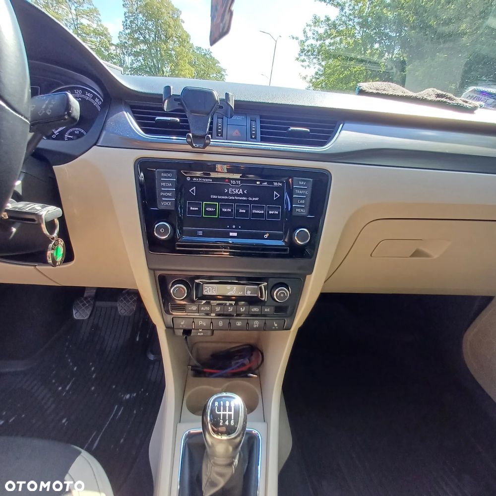 Skoda RAPID 1.0 TSI Style - 5
