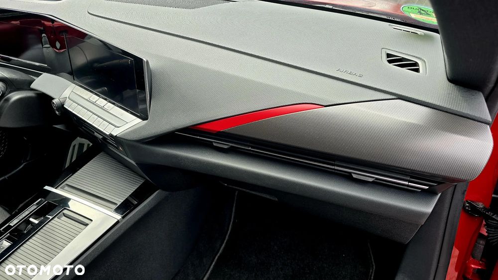 Opel Astra 1.6 T Plug-in Hybrid GS Line - 32