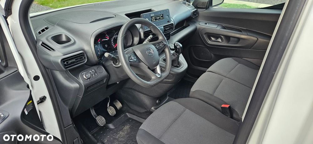 Opel Combo - 16