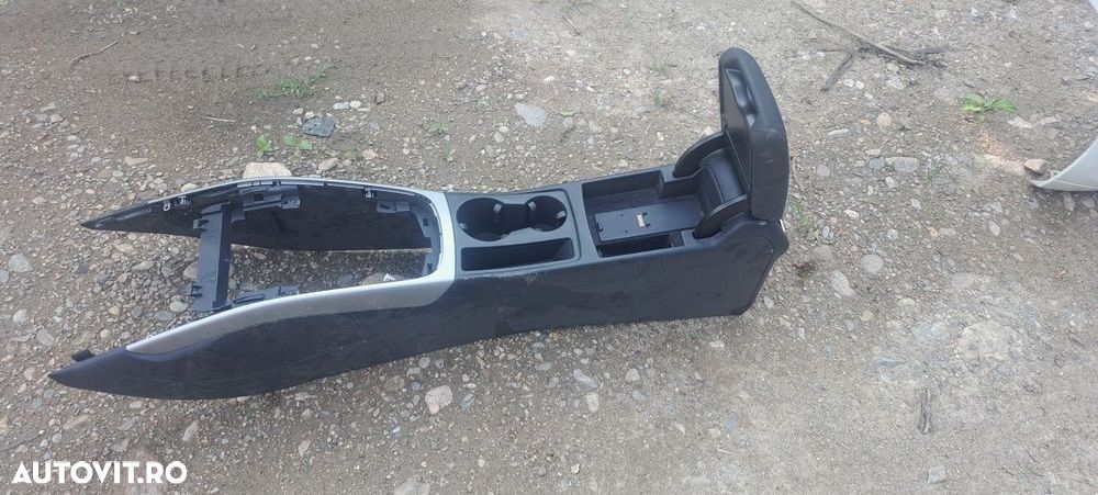 Cotiera Audi A4 B8 cu material - 2