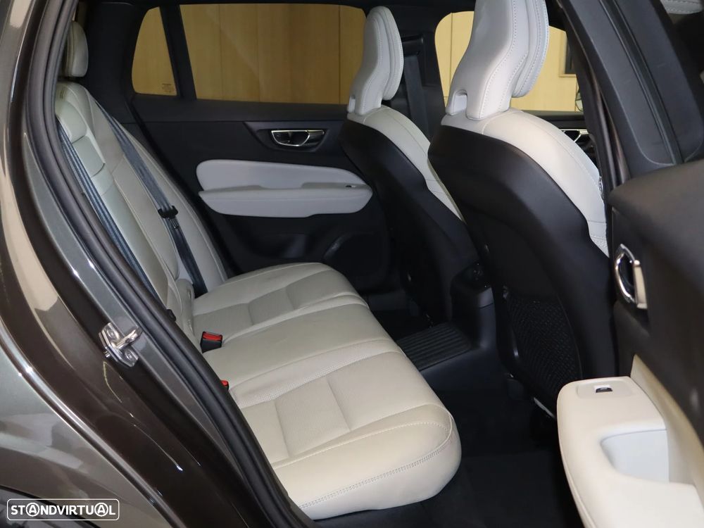 Volvo V60 2.0 T6 AWD TE Inscription - 15
