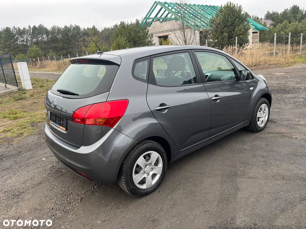 Kia Venga 1.4 CVVT Vision - 8