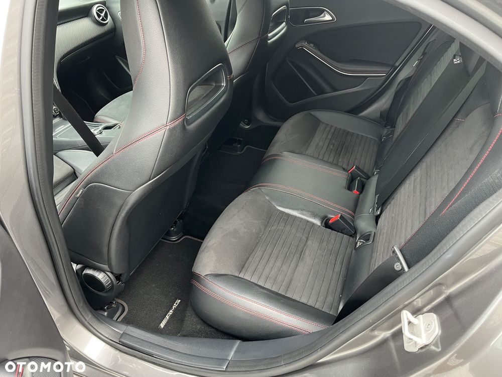 Mercedes-Benz Klasa A 160 7G-DCT AMG Line - 12