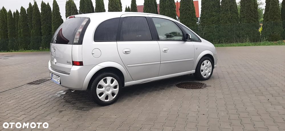 Opel Meriva - 24