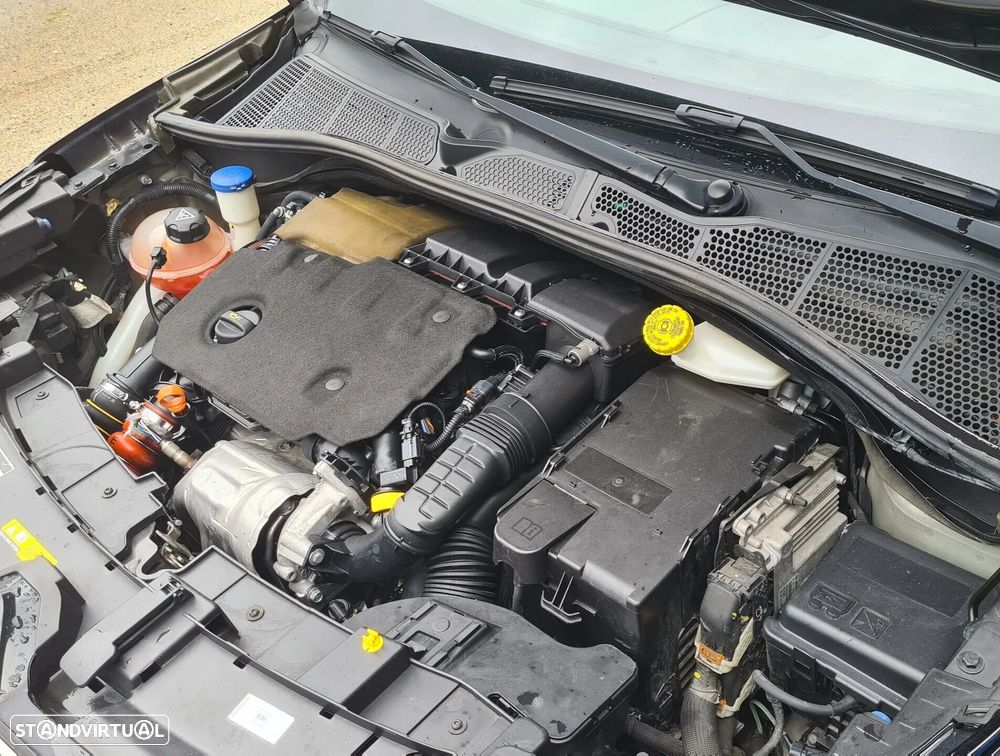 Citroën C4 Cactus 1.5 BlueHDi Feel Business - 25