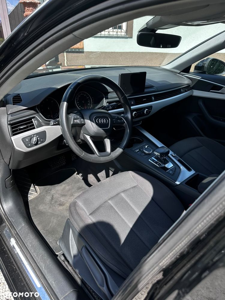 Audi A4 Limousine 35 TFSI S tronic - 10