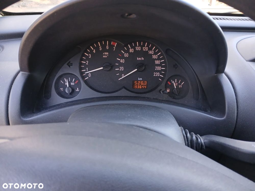 Opel Corsa 1.0 12V Edition - 2