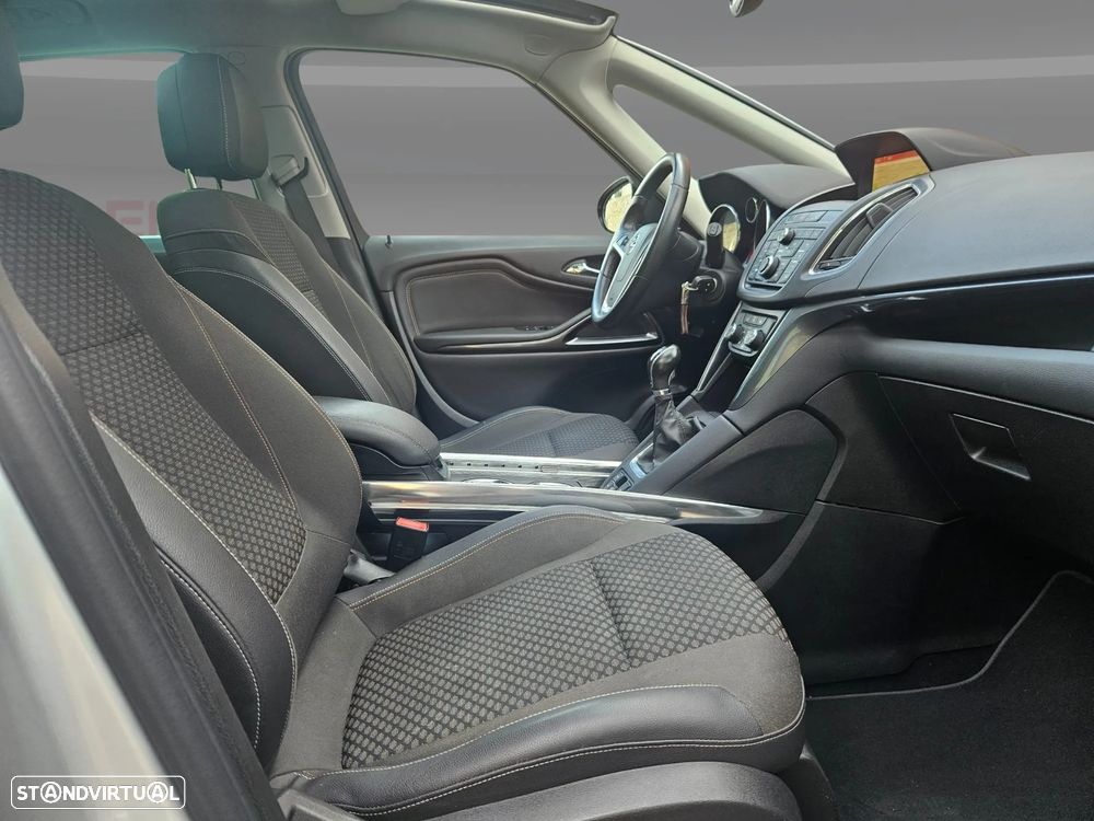 Opel Zafira 1.6 CDTi Cosmo - 38