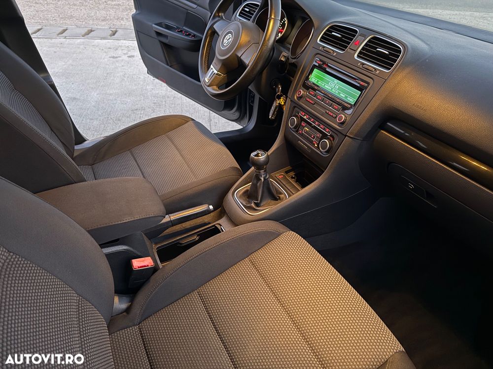 Volkswagen Golf 1.6 TDI BlueMotion Technology Trendline - 18