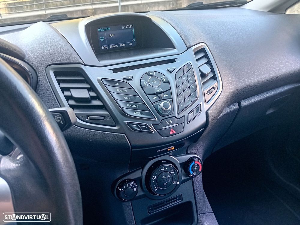 Ford Fiesta 1.25 Ambiente - 18