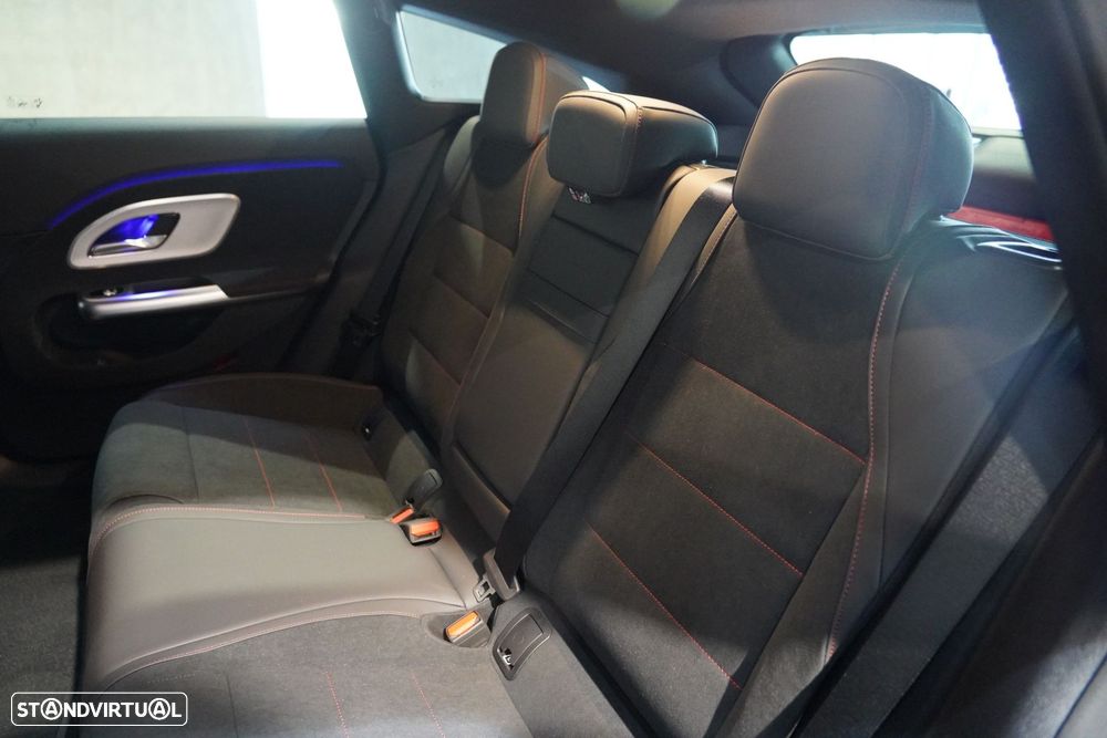 Mercedes-Benz CLA 250+ - 42