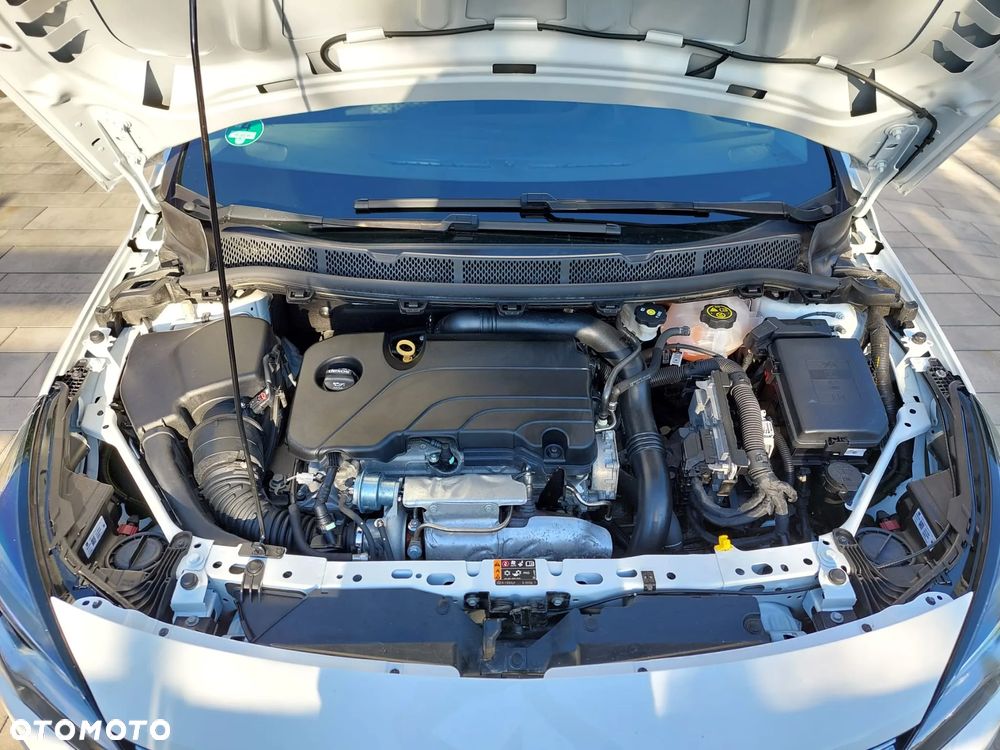 Opel Astra 1.4 Turbo Sports Tourer Innovation - 34