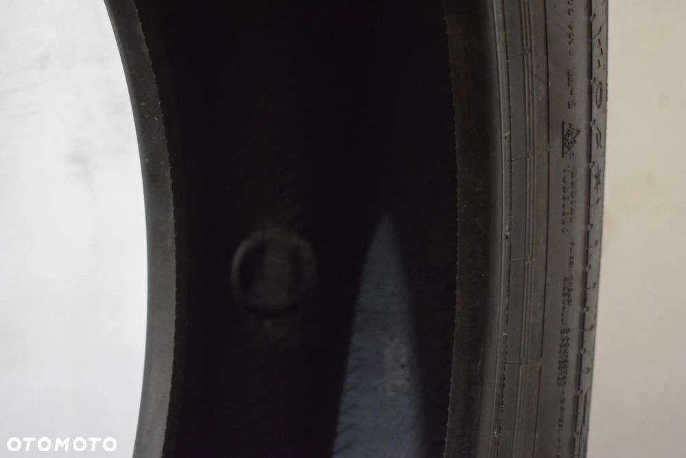 R16C 225/75 Continental VanContact Camper - 9