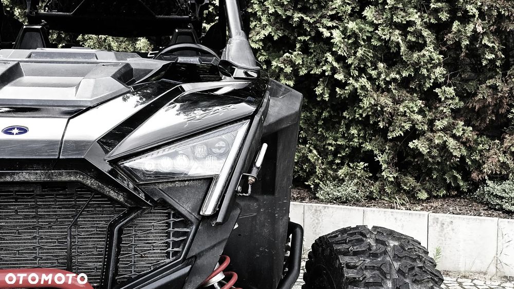 Polaris RZR - 9