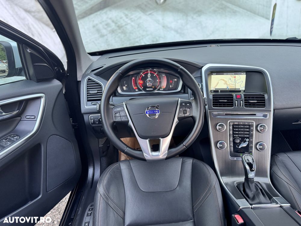 Volvo XC 60 D4 Geartronic Summum - 10