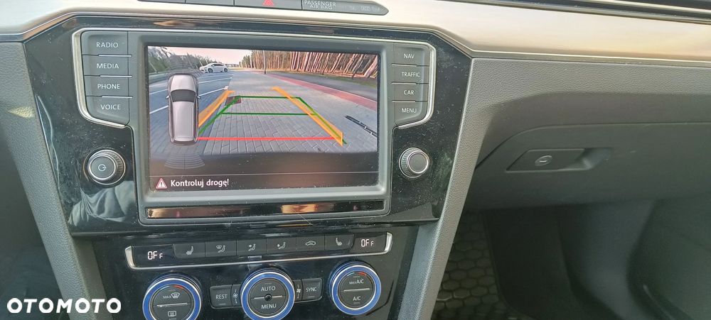 Volkswagen Passat 1.8 TSI BMT Highline DSG - 9