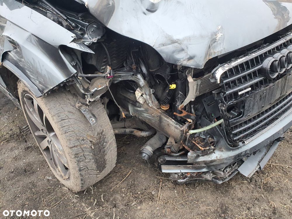 Audi Q7 4.2 TDI Quattro Tiptr - 2