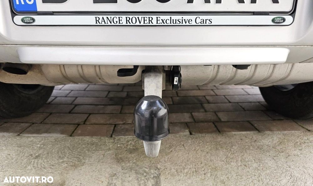 Land Rover Defender - 36
