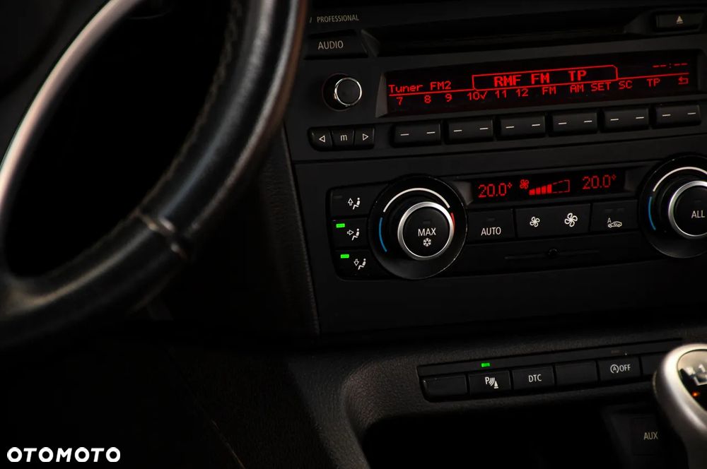 BMW X1 sDrive20d - 31