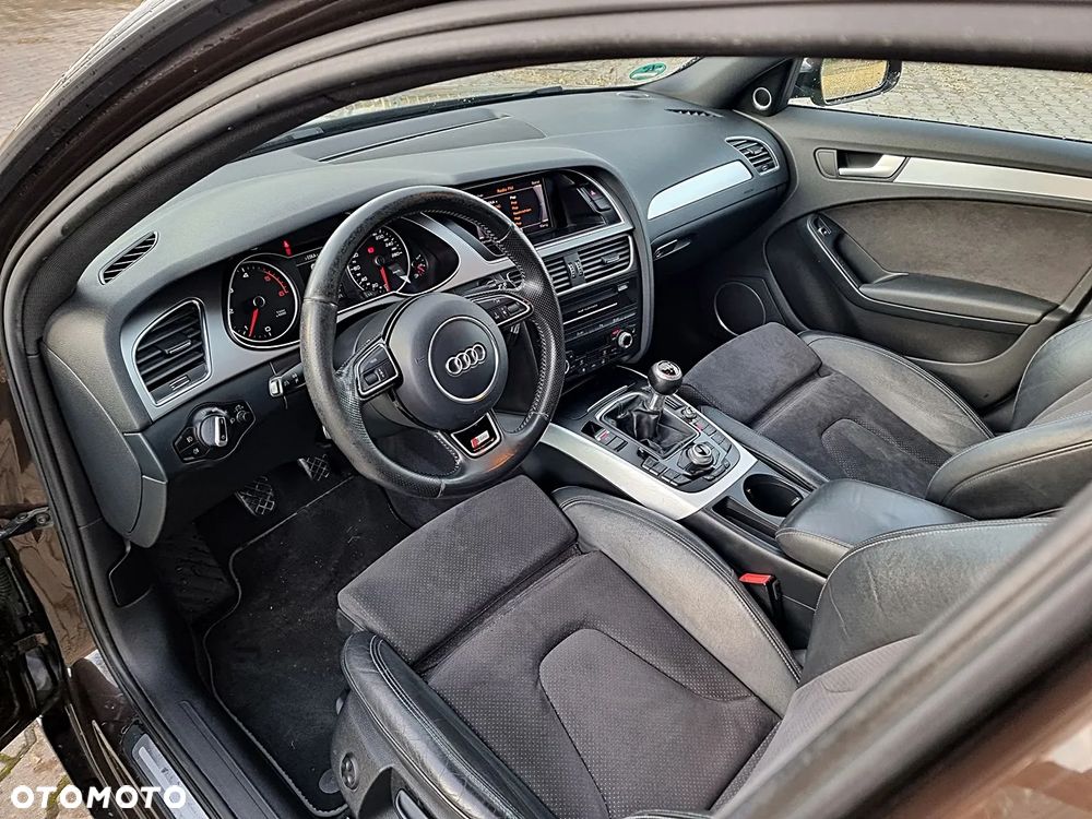 Audi A4 Avant 2.0 TDI DPF S line Sportpaket - 19