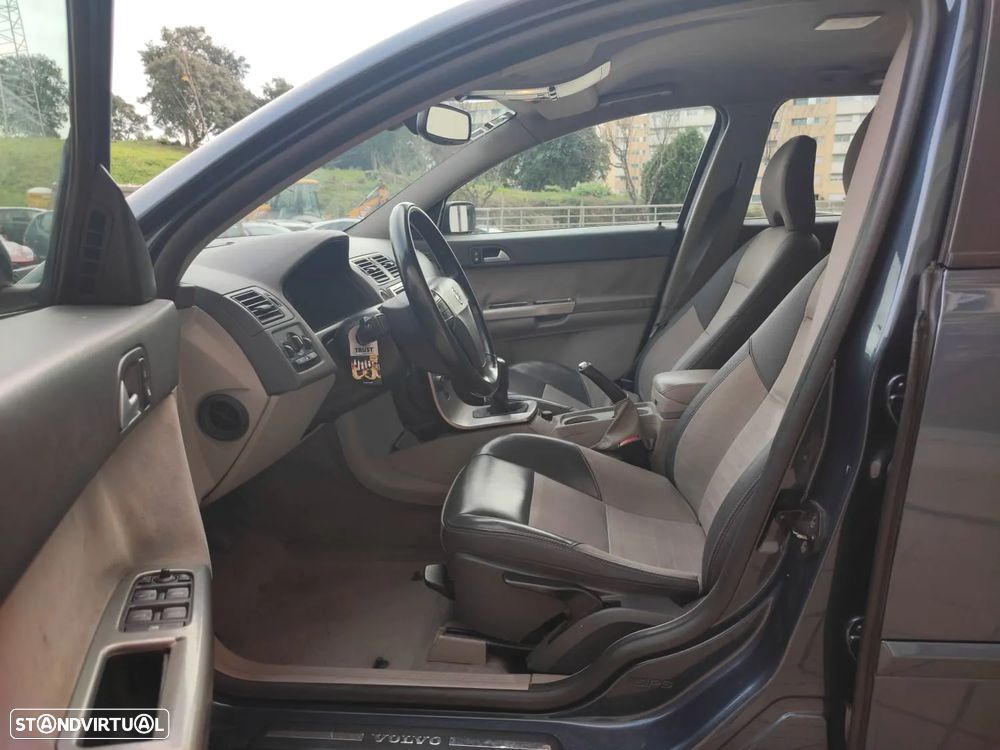 Volvo V50 1.6D Momentum - 10