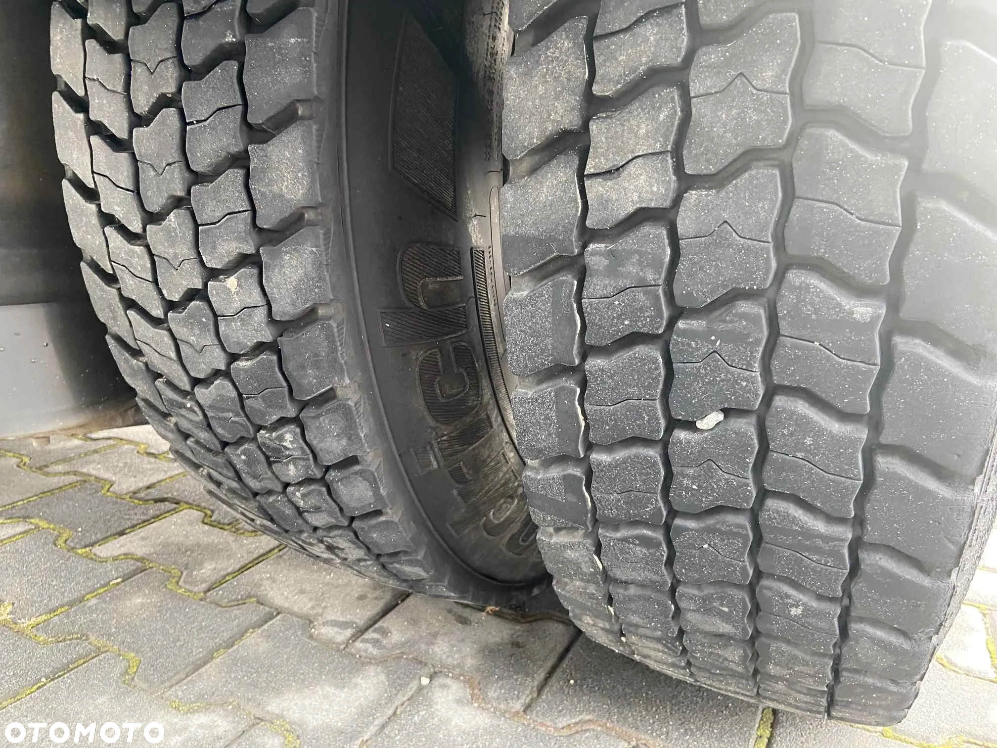 Volvo FE 320 IZOTERMA SYPIALKA 18 PALET - 12