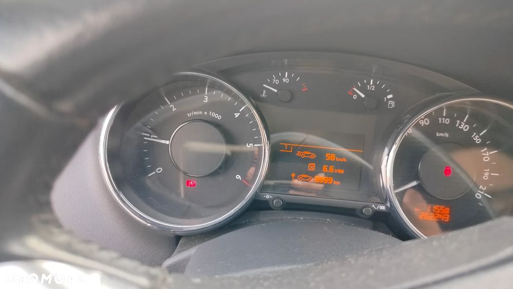 Peugeot 3008 2.0 HDi Premium - 5