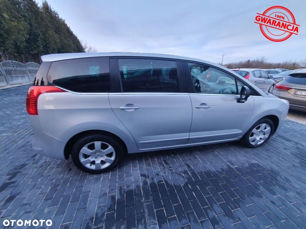 Peugeot 5008 - 11
