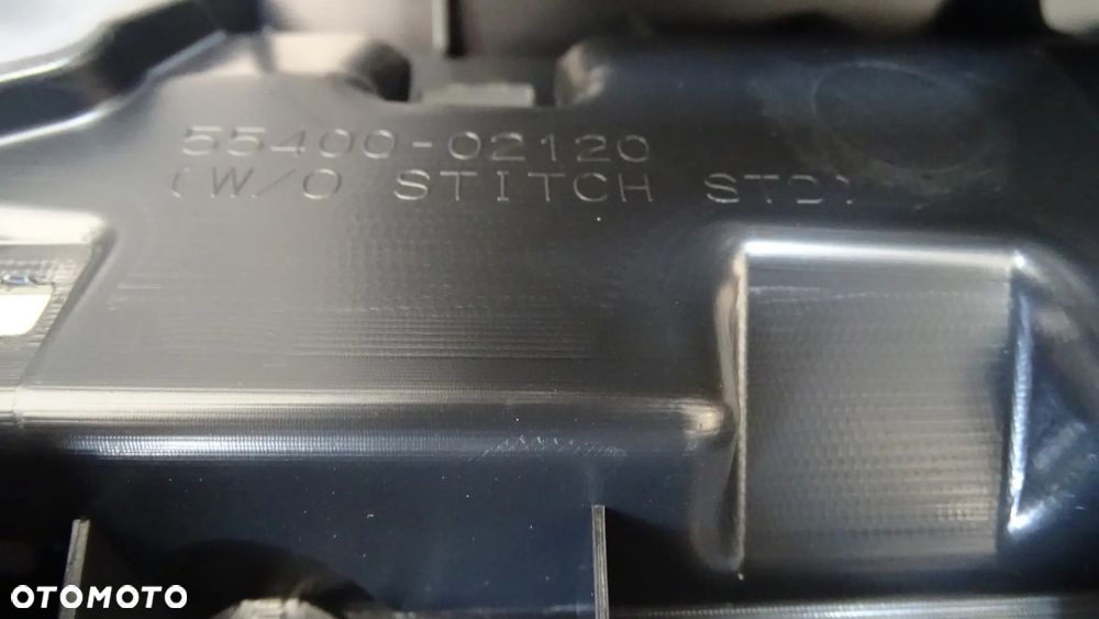 TOYOTA COROLLA E21 - deska rozdzielcza, konsoleta - 15