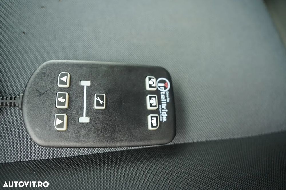 Renault MASTER dCi 170 / Autoutilitară frigorifică / Thermo King Spectrum V-500 MAX / Multitemperatură / Perete despărțitor / Import / - 38