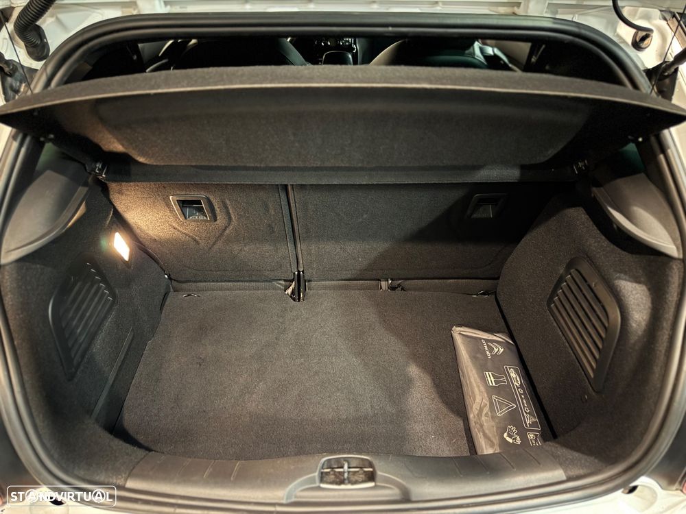Citroën DS3 1.6 HDi Airdream Sport Chic - 29