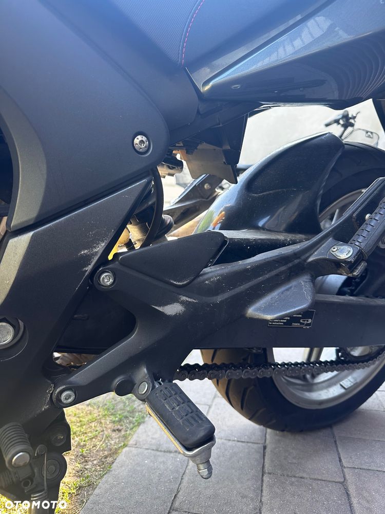 Honda CBF - 7