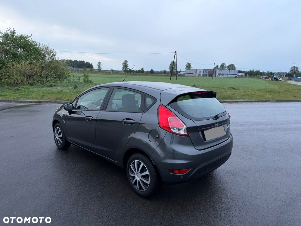 Ford Fiesta - 6