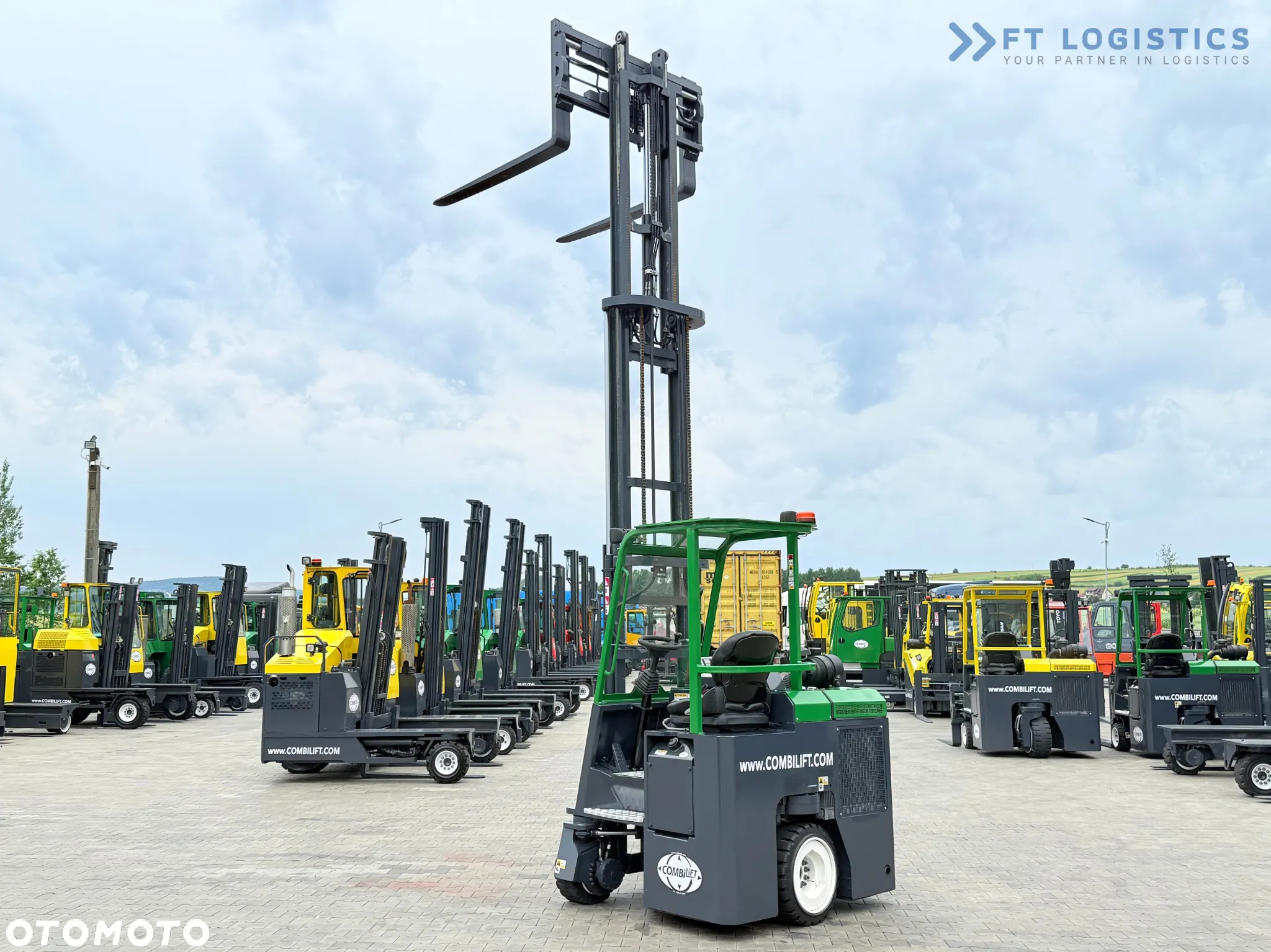 Combilift CB3000 / DIESEL / TRIPLEX 4900MM / WOLNY SKOK / PRZESUW WIDEŁ / POZYCJONER / WIDŁY 1500MM / JAK NOWY - 38