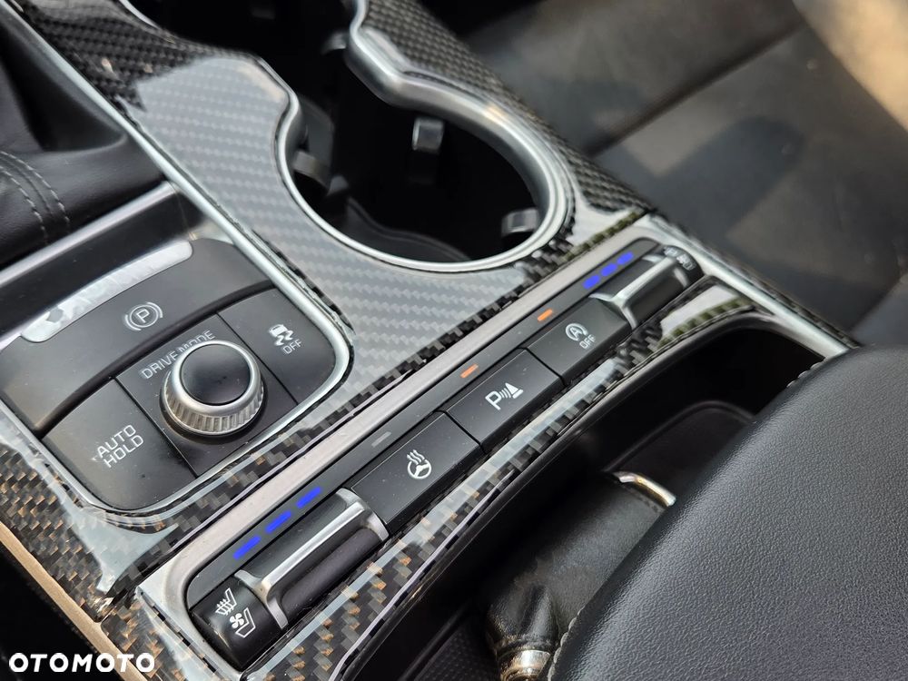 Kia Stinger 3.3 T-GDI V6 GT AWD - 28