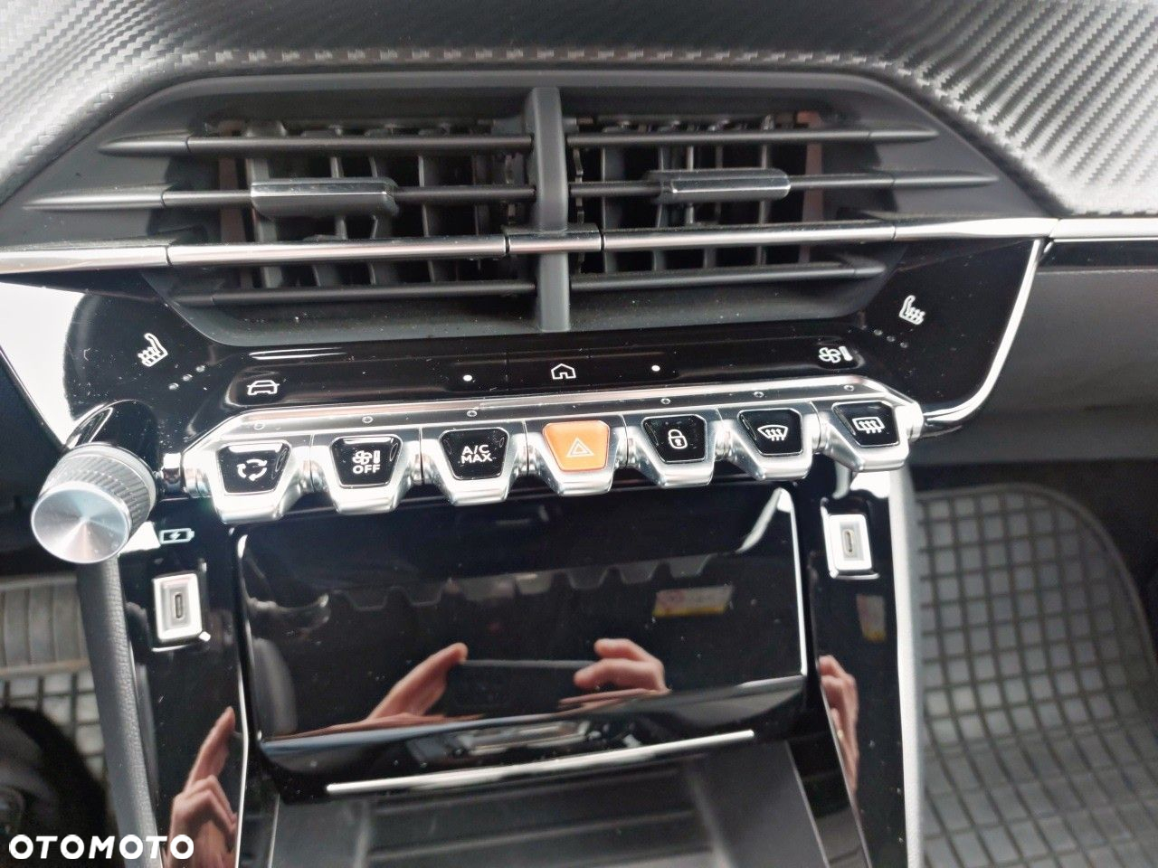 Peugeot 2008 - 17