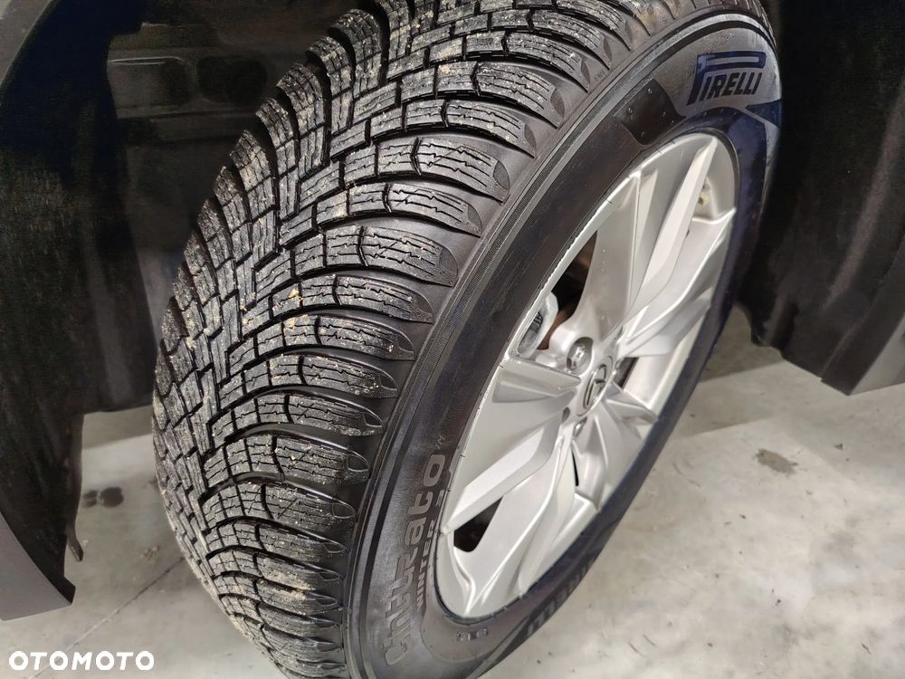 Lexus UX 250h Elegance 2WD - 36