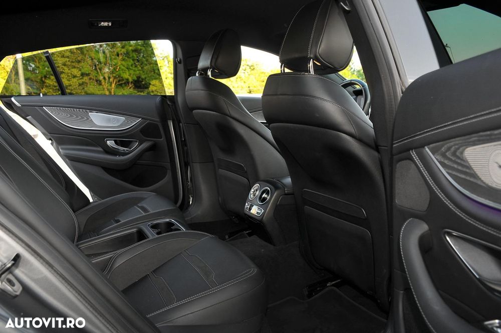 Mercedes-Benz AMG GT 4-door Coupe 43 4Matic+ - 7