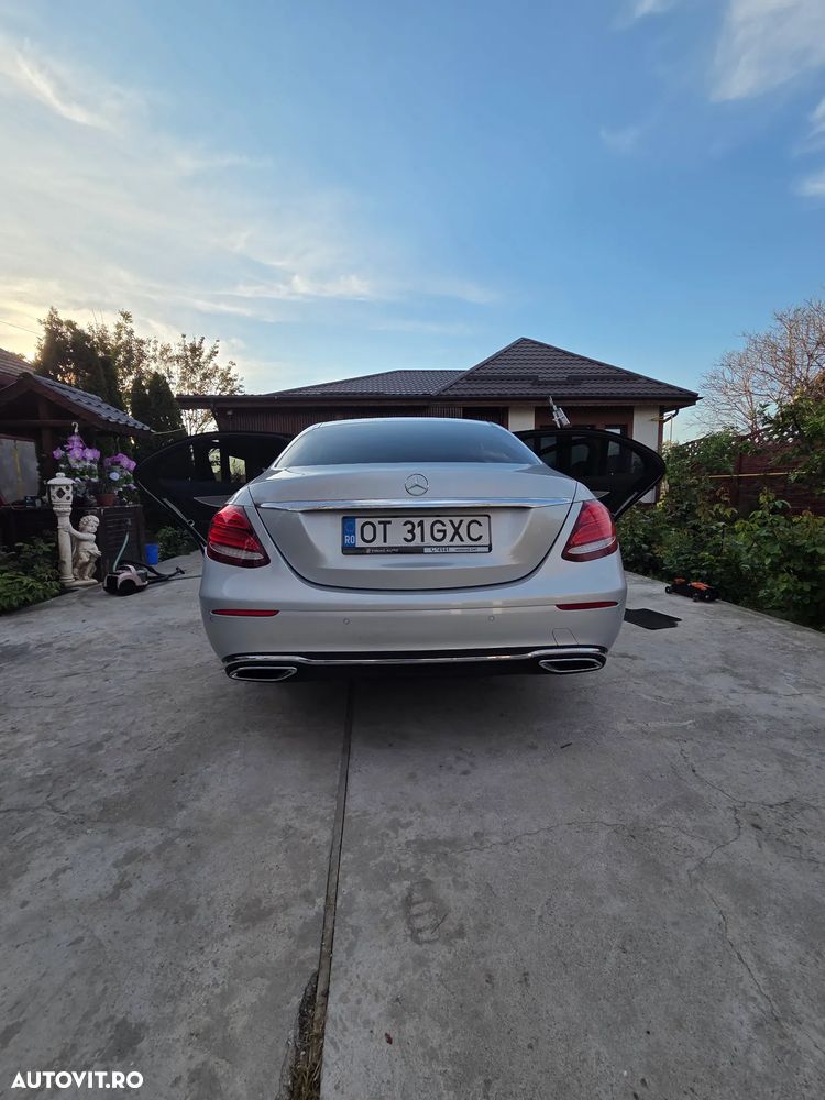 Mercedes-Benz E 220 d 9G-TRONIC - 17