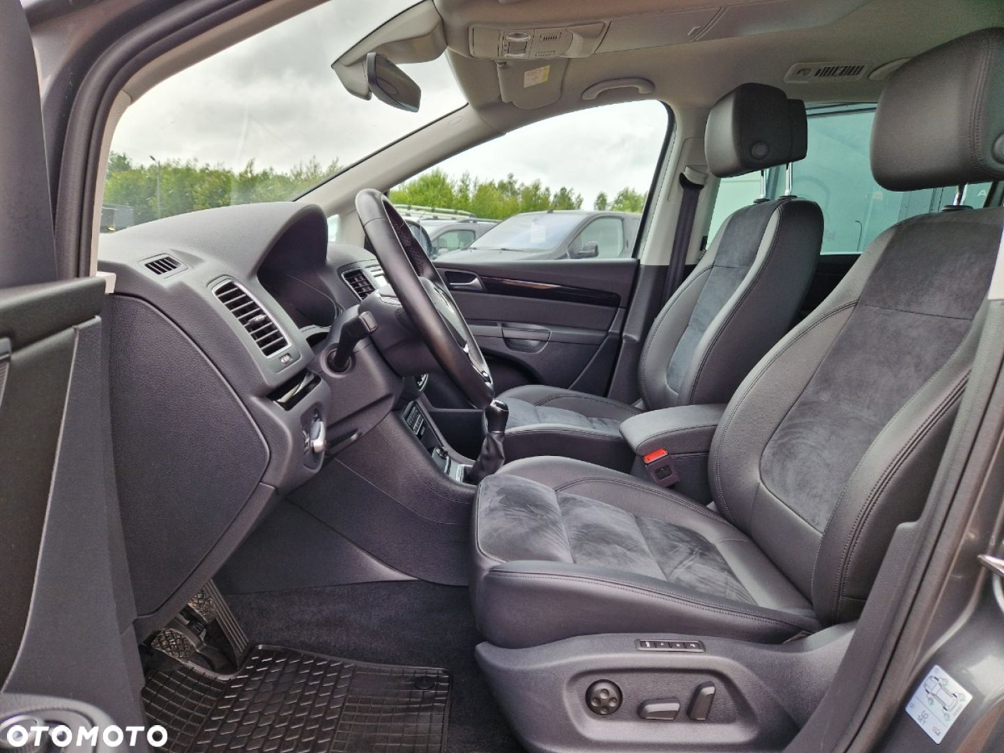 Volkswagen Sharan 2.0 TDI 4MOTION Highline - 5