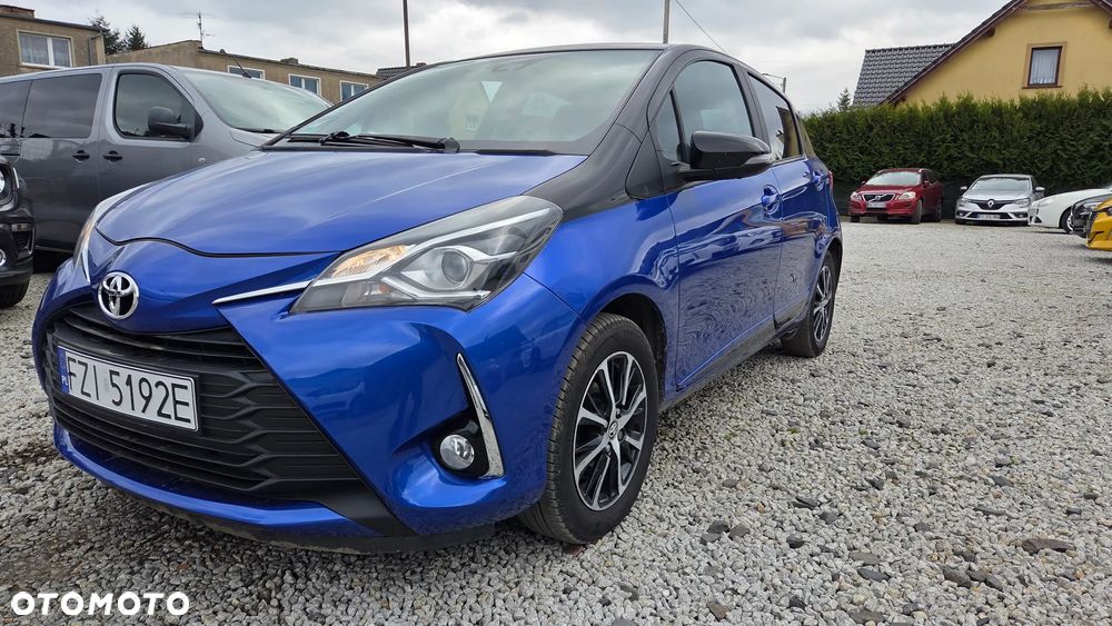 Toyota Yaris 1.5 Premium - 1